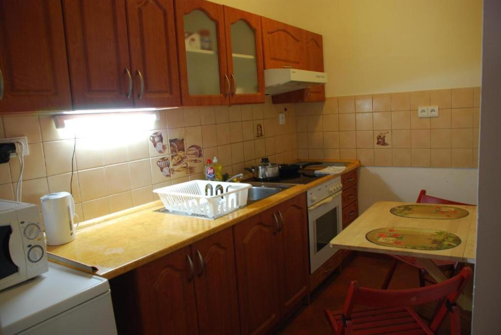 Apartments Spolkova Брно Екстер'єр фото